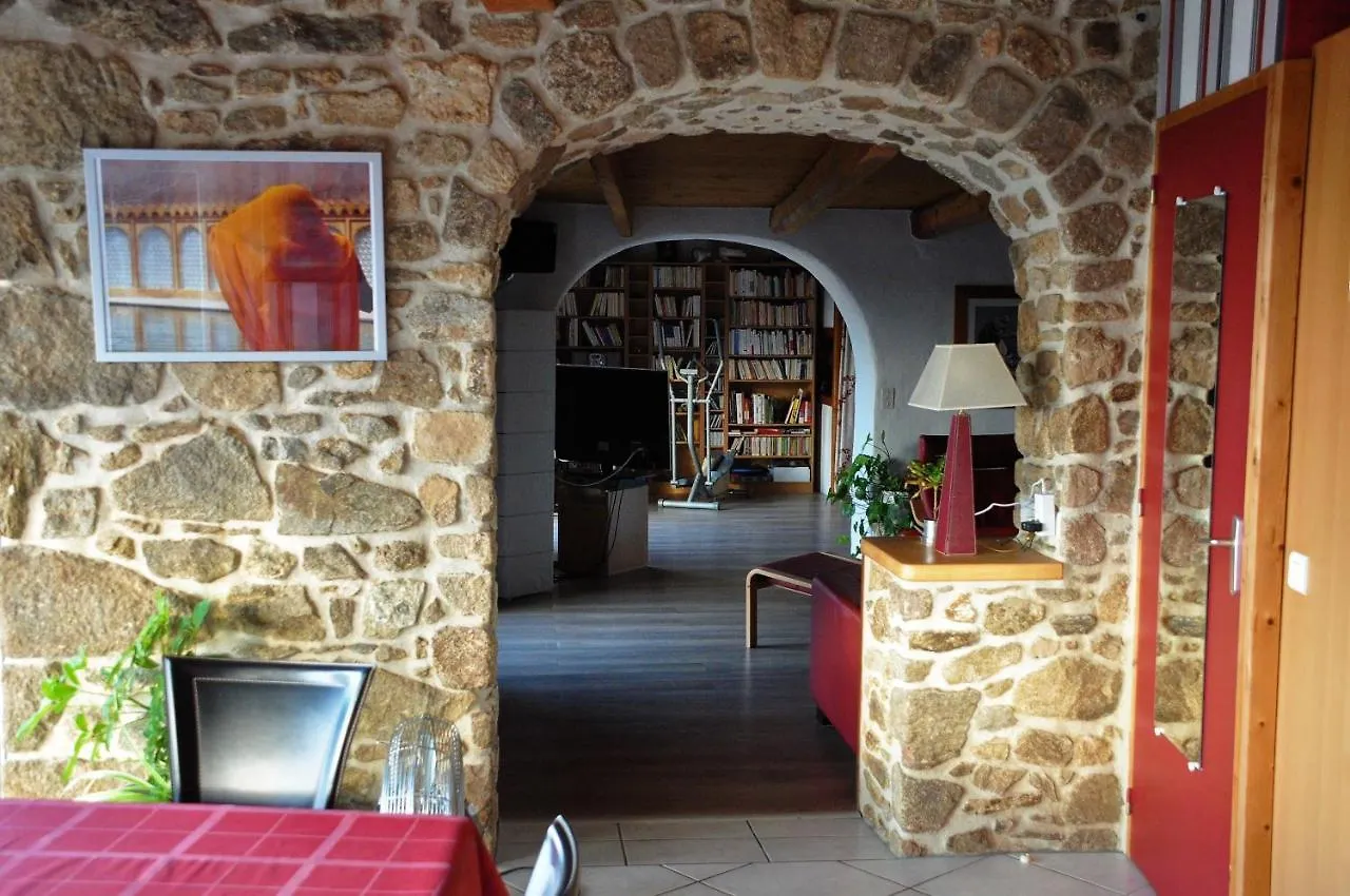 Couette-café Chambre d'hôtes de Thorée Maclas