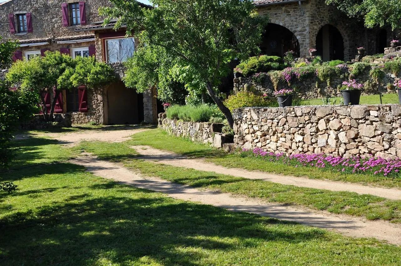 Couette-café Chambre d'hôtes de Thorée Maclas